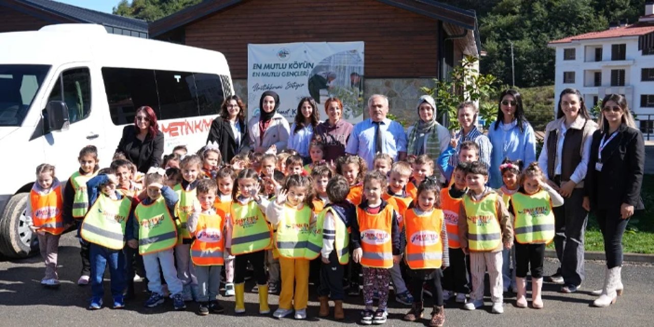 Trabzon'da "En Mutlu Köy" öğrencilere üretimin değerini aşılıyor