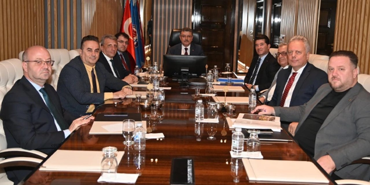 Trabzon'da sürpriz toplantı: Ortak akıl vurgusu yapıldı