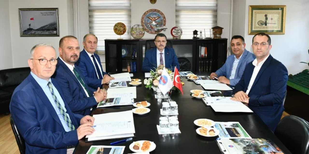 Trabzon Büyükşehir Belediye Başkanı Ahmet Metin Genç: "Bölgemiz için yoğun çalışma yürütüyoruz"