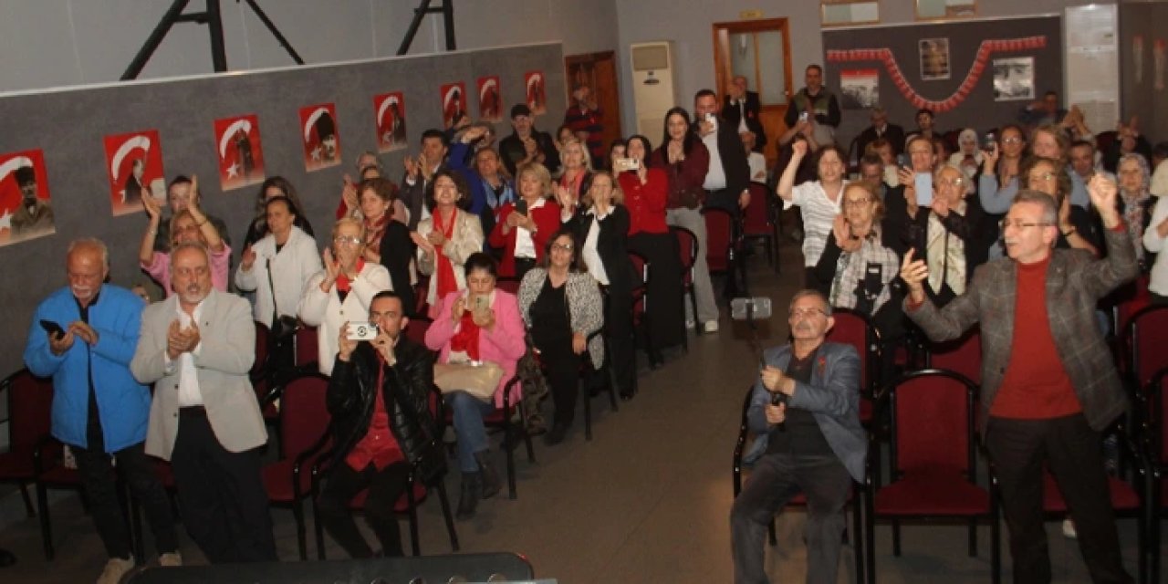 Trabzon Sanatevi’nde Cumhuriyet'in 102. yılı coşkuyla kutlandı