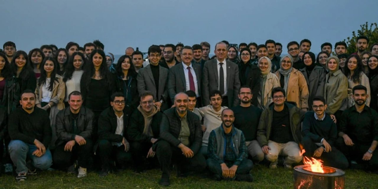 Başkan Genç, KTÜ TEKNOFEST öğrencileriyle buluştu