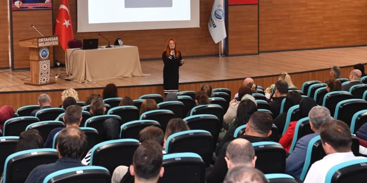 Ortahisar Belediyesi personeline bilgi güvenliği eğitimi verildi