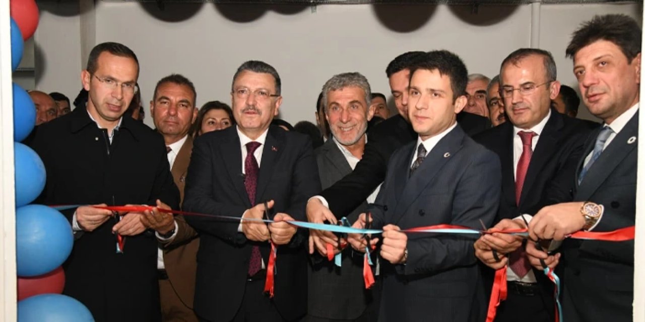 Başkan Ahmet Metin Genç Mardin'de: Şehit Kaymakam Safitürk için kütüphane açılışı yapıldı