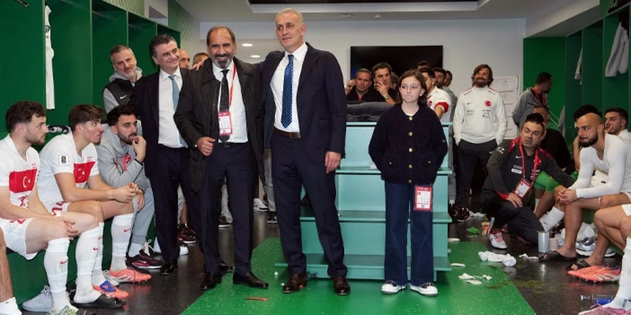 TFF Başkanı Hacıosmanoğlu İspanya maçı sonrası soluğu soyunma odasına aldı!