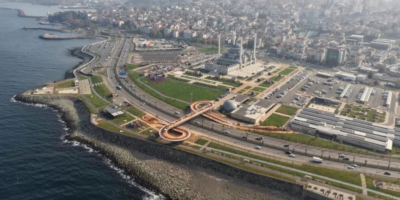 Yeşil alan, yaya ve bisiklet yolu: Trabzon'da ekolojik üst geçitte sona doğru