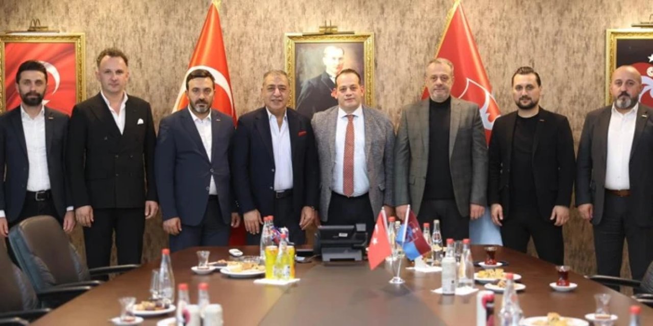 TÜRSAB heyeti Trabzonspor'a ziyarette bulundu