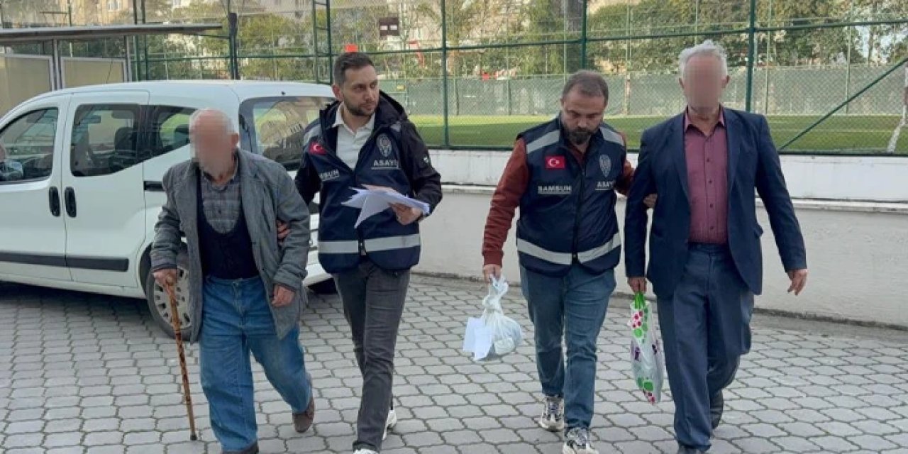 Samsun'da parkta uygunsuz davranışlarda bulunan iki yaşlı adama gözaltı