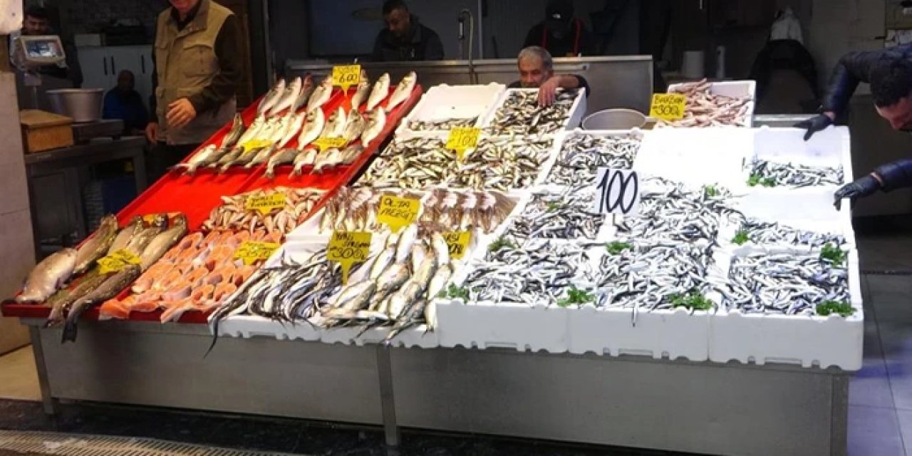 Trabzon'da balık fiyatlarında son durum! Hamsi, istavrit, mezgit, somon...