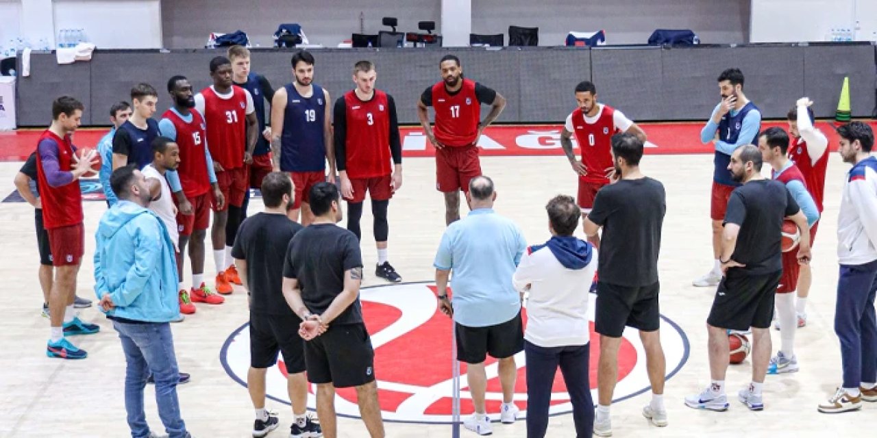 Trabzonspor'un potadaki rakibi Aliağa Petkim! Saat kaçta, hangi kanalda?