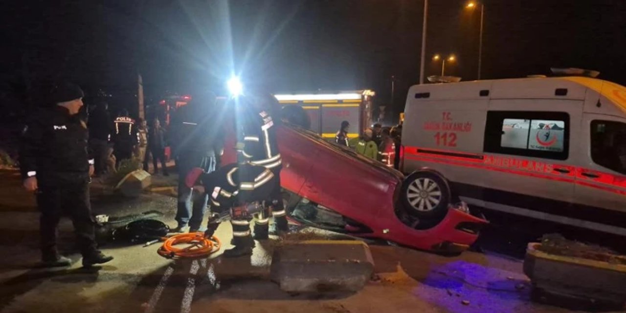 Bartın'da polisten kaçan araç takla attı: 1'i ağır 3 kişi yaralandı