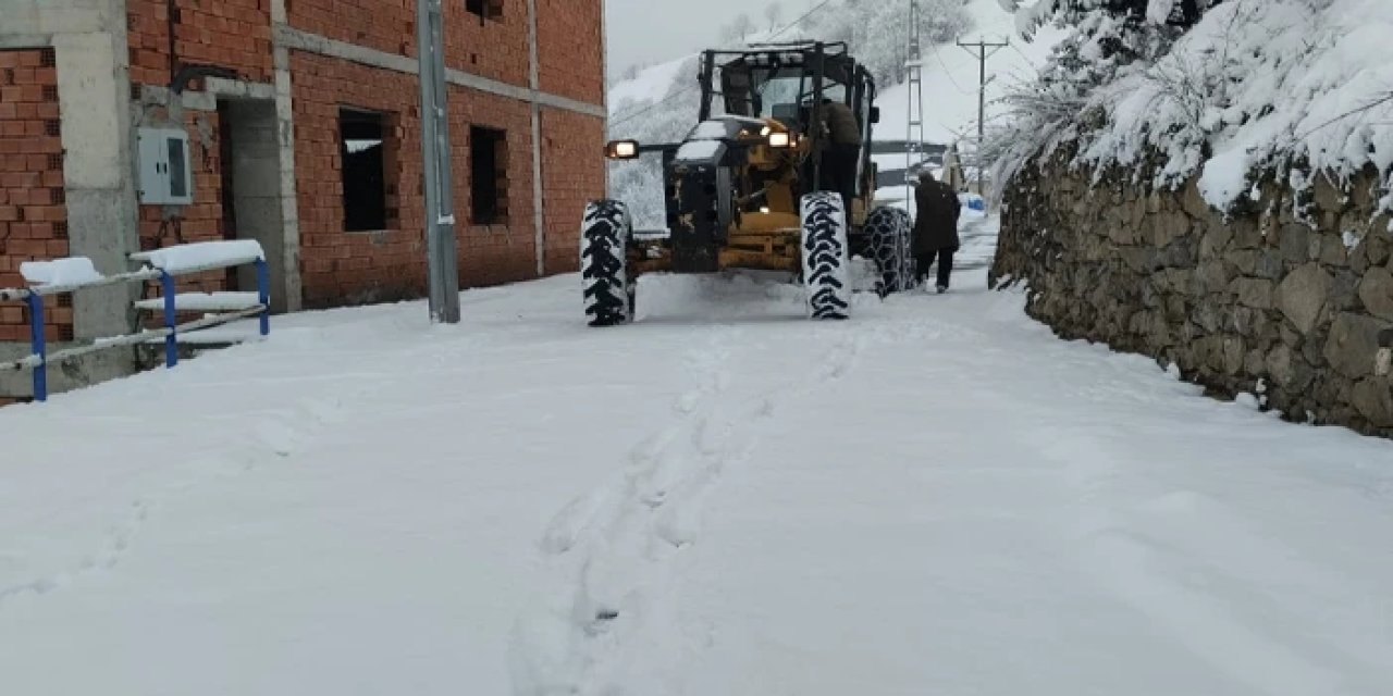 Trabzon Büyükşehir’den kar seferberliği: Kapalı yol açıldı, hastaya ulaşıldı