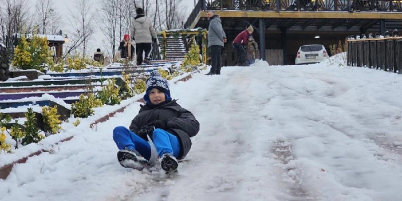 Vali Hacıbektaşoğlu açıkladı: Zonguldak'ta eğitime 1 gün ara