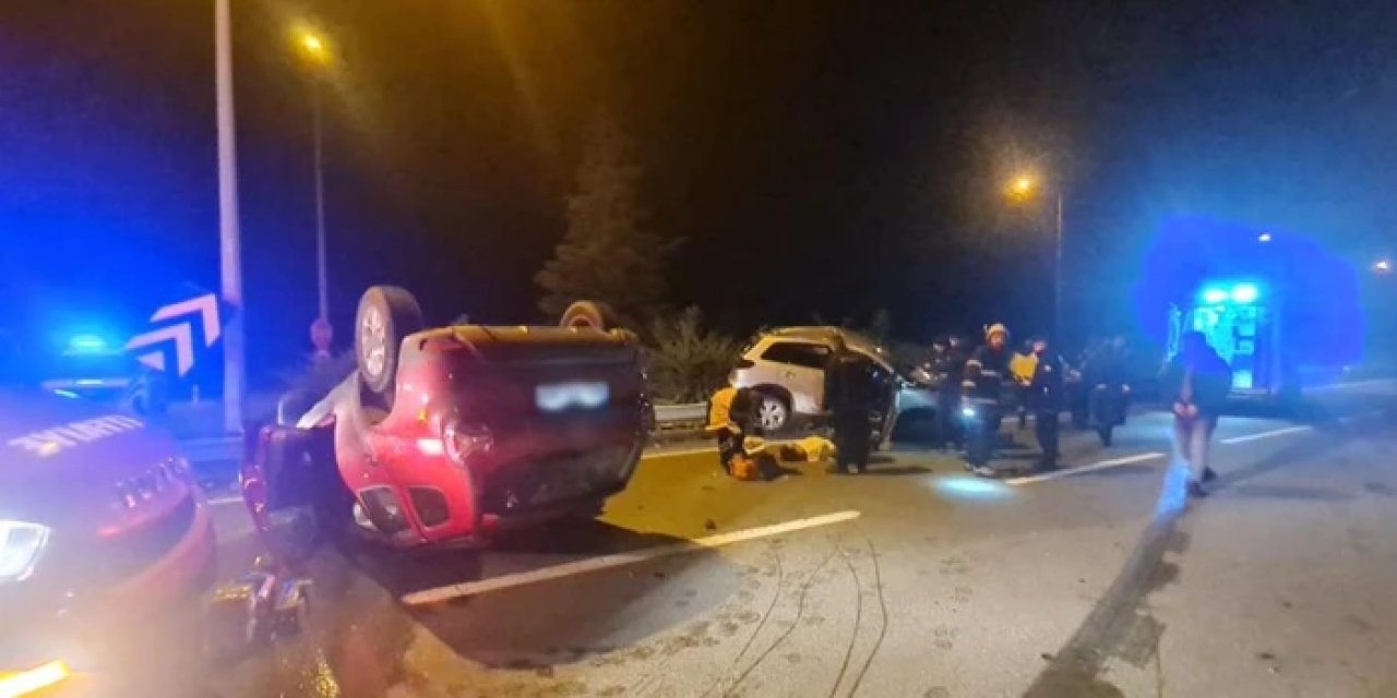 Rize'de iki araçlı trafik kazası: 5 yaralı var