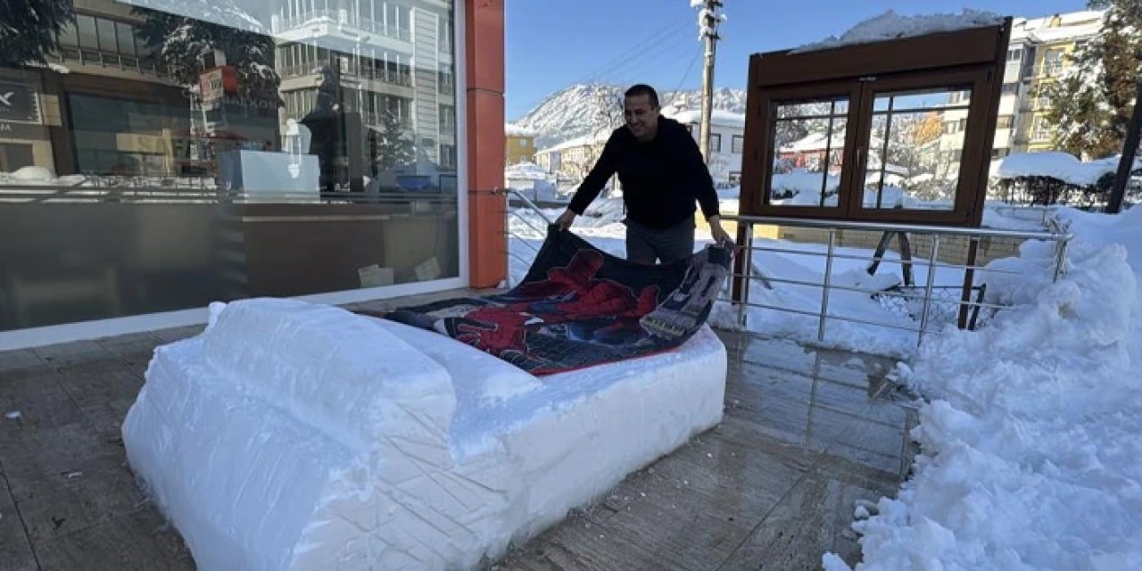 Kardan yatak yaptı: Esnaftan ilginç kış konsepti