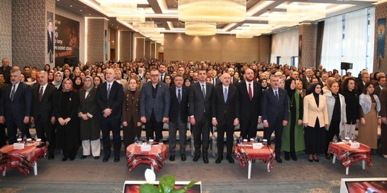 Trabzon’da AK Parti Kadın Kolları İl Danışma Meclisi Toplantısı yapıldı