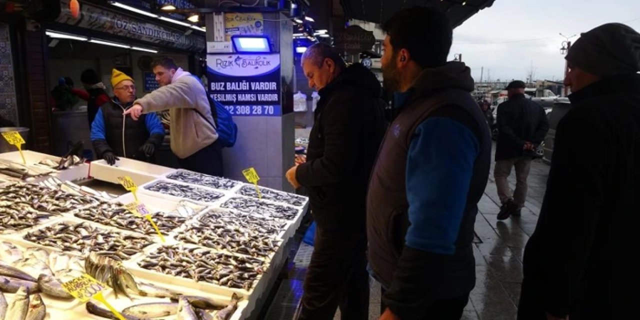 Trabzon'da havalar soğudu, balığa ilgi arttı! İşte fiyatlarda son durum
