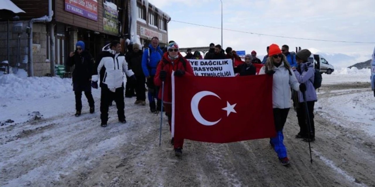 Zigana çığ faciasında hayatını kaybeden 10 dağcı, 17. yılında anıldı