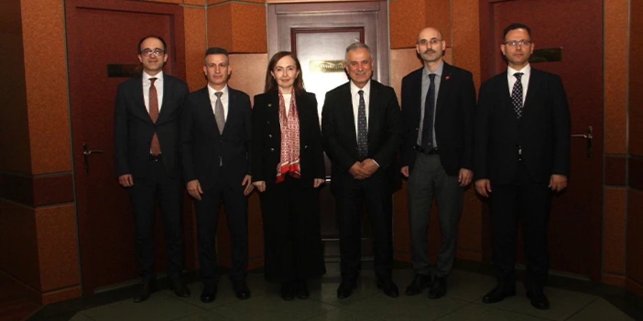 Gelir İdaresi başkanlığı’ndan Trabzon Tcaret Borsası’na ziyaret