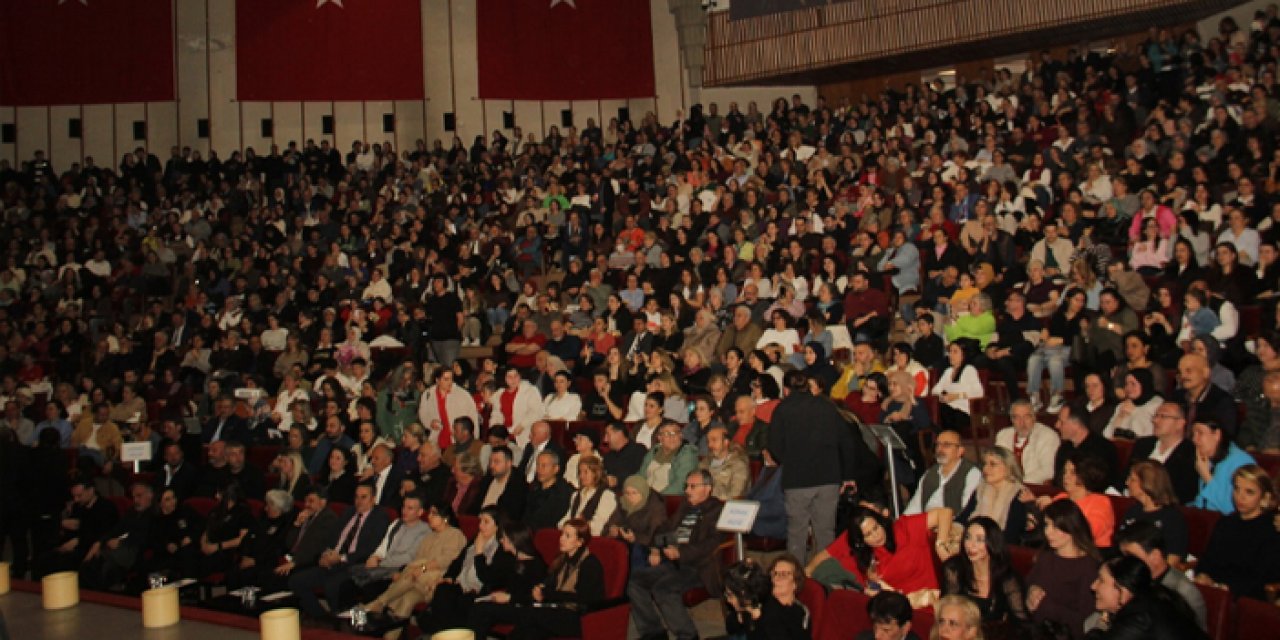 KTÜ’de “Volkan Konak Eserleri” konserine yoğun ilgi