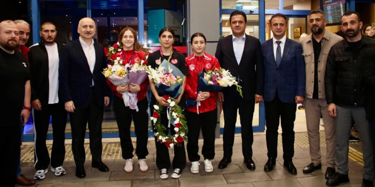 Trabzon'un gururu Beyzanur Akkuş ve Sevim Akbaş'a coşkulu karşılama