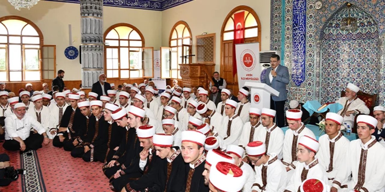 Arsin'de 87 öğrenci için hafızlık icazeti! Başkan Genç: "Bu belge ümmetin sorumluluğudur"