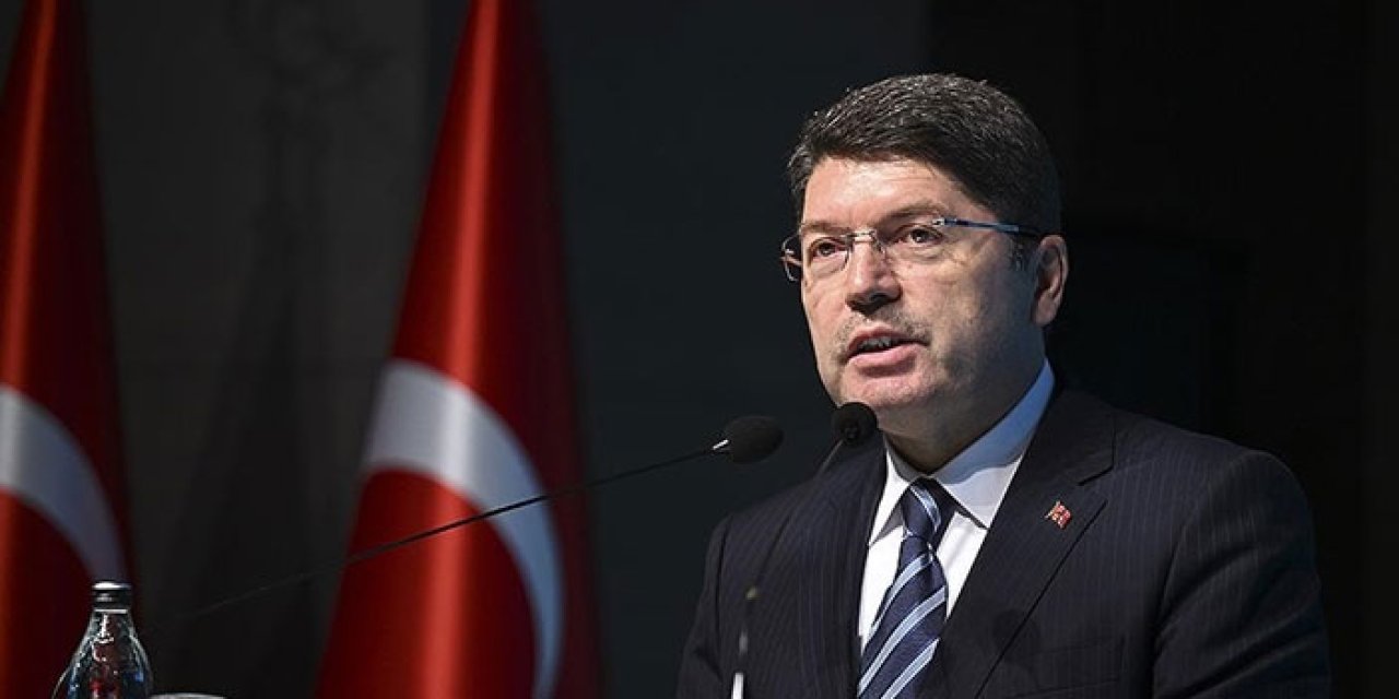 Adalet Bakanı Tunç: "Bin yıllık hançer çıkarılıyor"