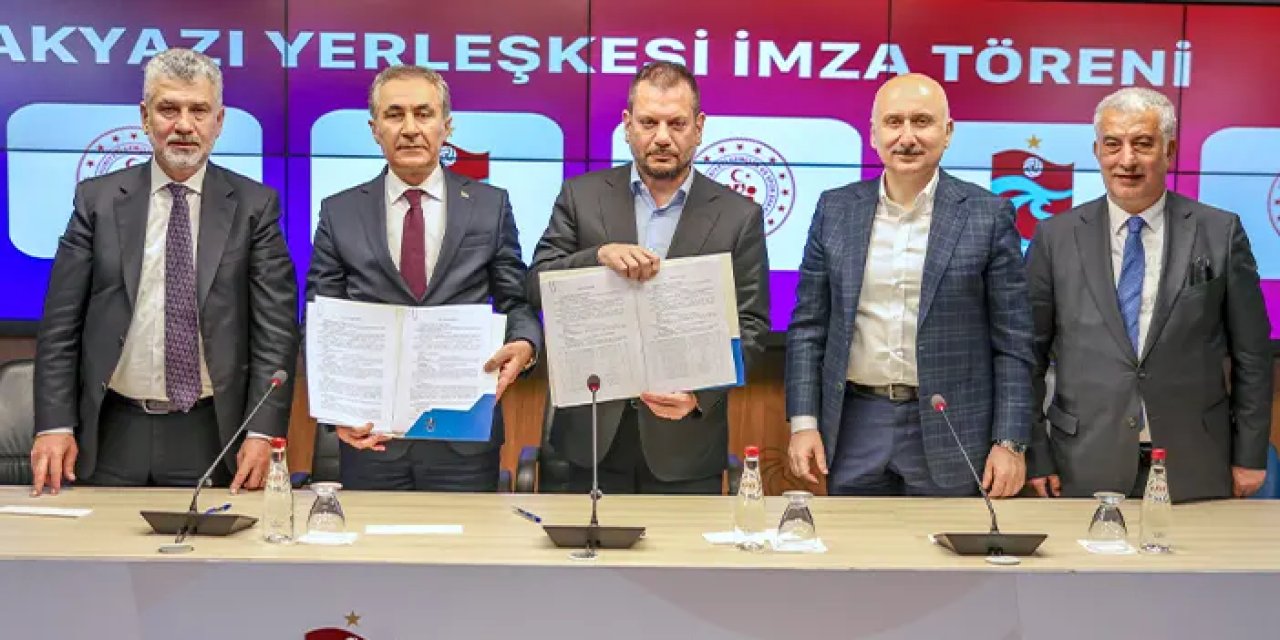 Trabzonspor'da uzun süredir beklenen imzalar atıldı