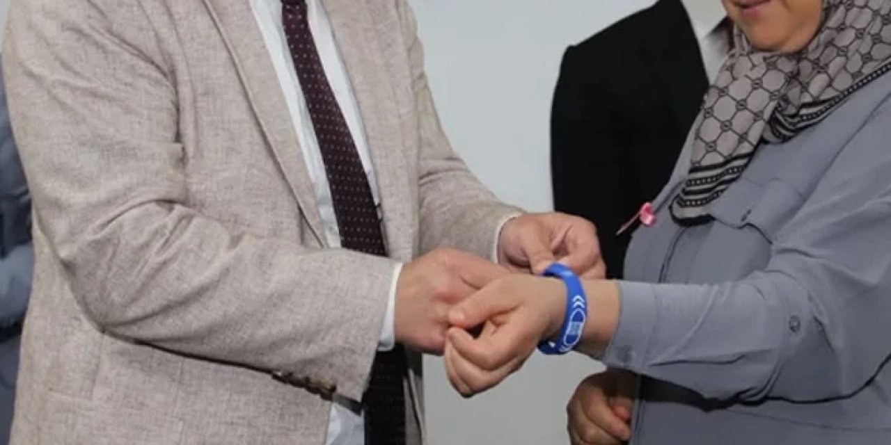 Trabzon'da Hemodiyaliz ve Onkoloji hastalarına özel "Tıbbi Kimlik Bilekliği" uygulaması
