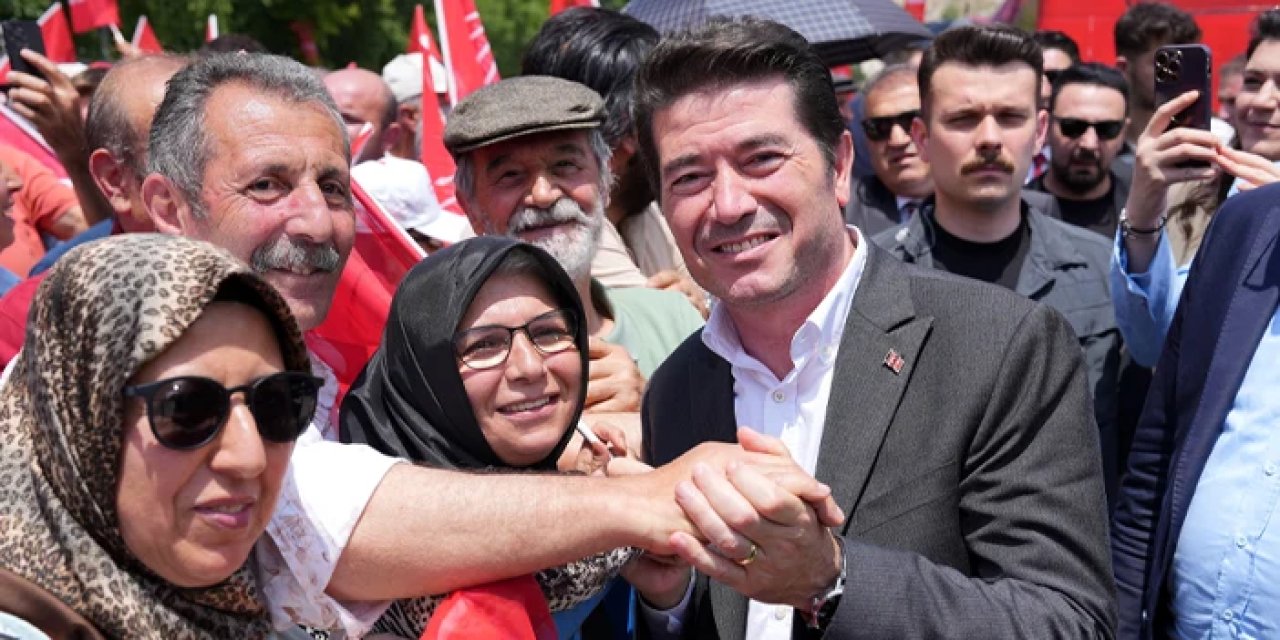Ortahisar Belediye Başkanı Ahmet Kaya'ya Bayburt'ta yoğun ilgi