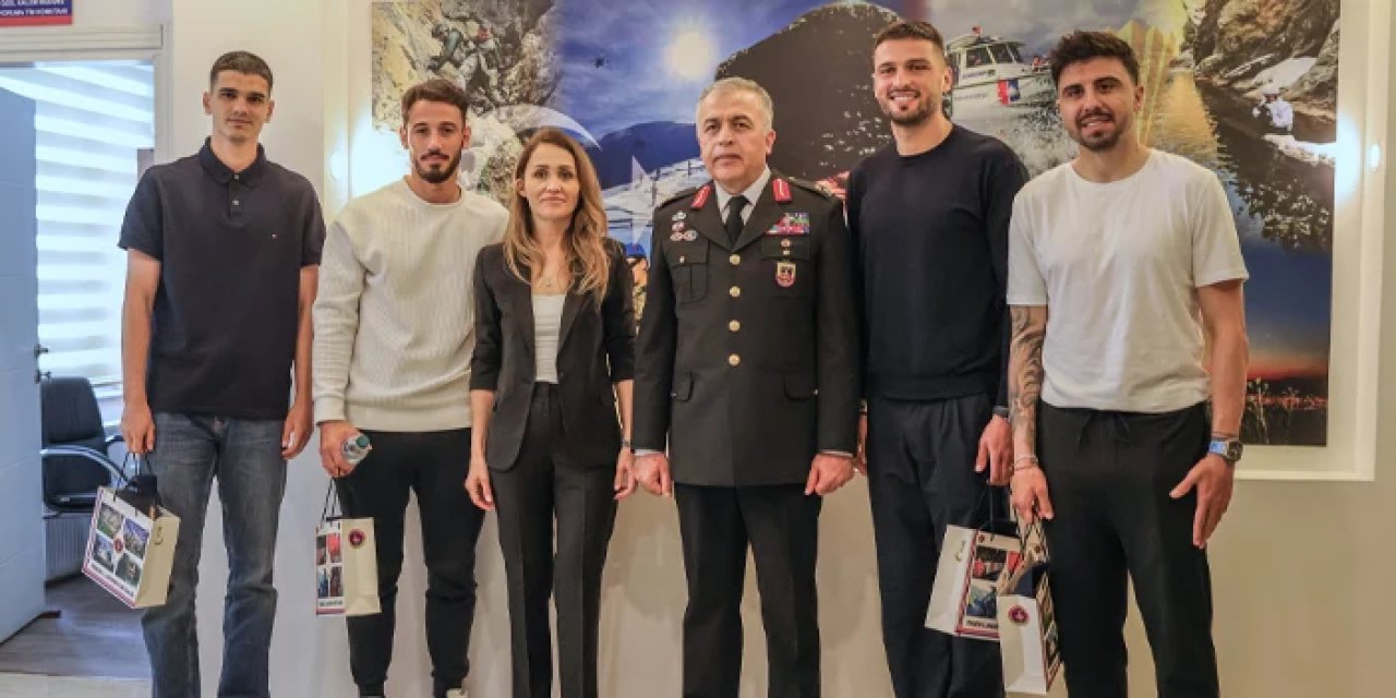 Trabzonspor'dan Türk Jandarma Teşkilatı'nın 186. yılında anlamlı ziyaret