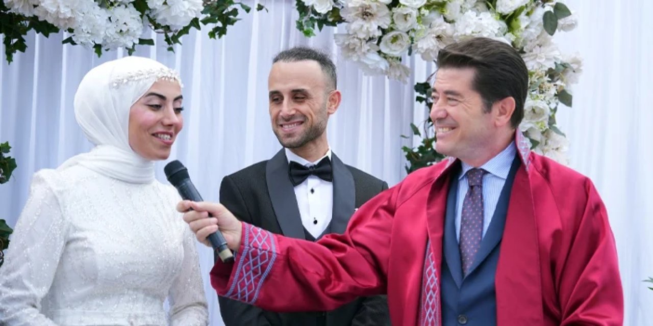 Trabzon'daki tarihi mekan çiftlerin hizmetine sunuldu! İlk nikahı Başkan Ahmet Kaya kıydı