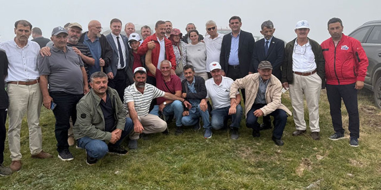 Yavuz Ağıralioğlu sessiz sedasız Trabzon'a geldi! Soluğu bakın nerede aldı...