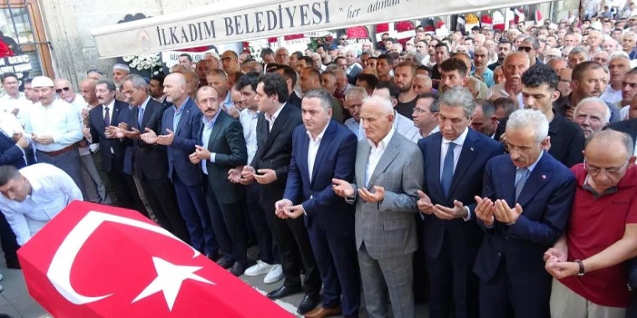Eski Bakan Mustafa Demir için Samsun'da cenaze töreni: Trabzon'da toprağa verilecek