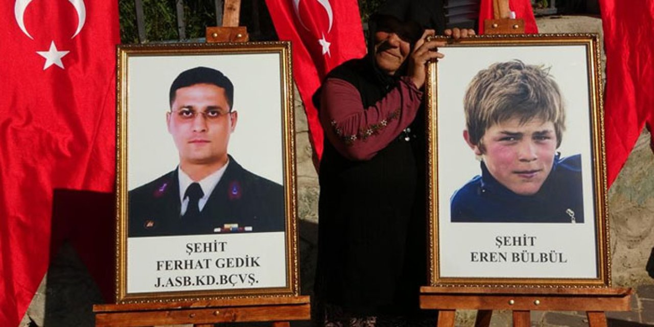Trabzon'da Şehit Eren Bülbül mezarı başında anıldı