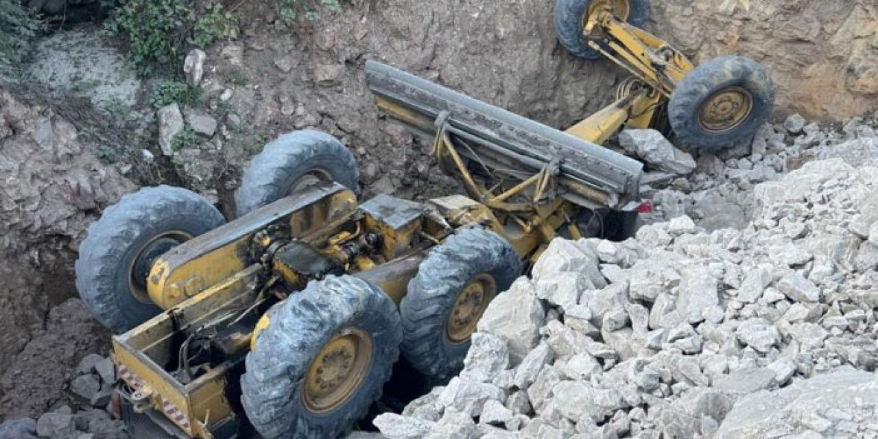 Ordu'da freni patlayan iş makinası uçuruma yuvalandı