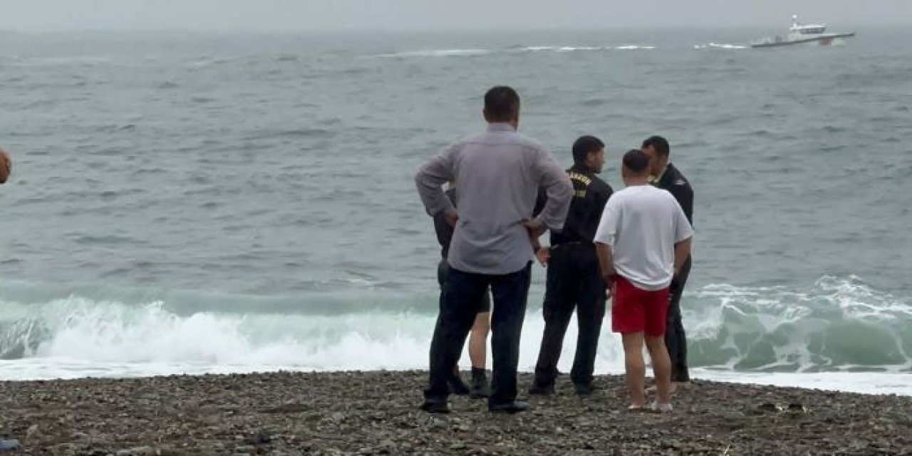 Trabzon'da 13 yaşındaki çocuk denizde kayboldu