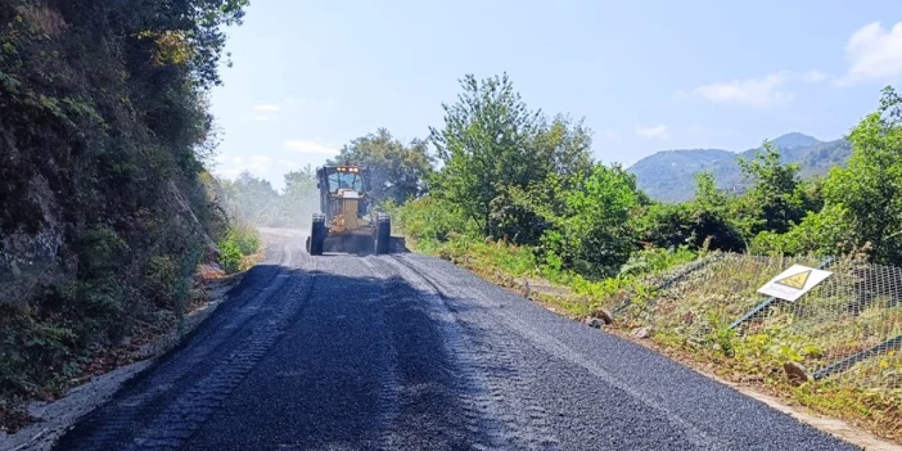 Trabzon’un yolları yenileniyor: 18  ilçede eş zamanlı asfalt çalışması