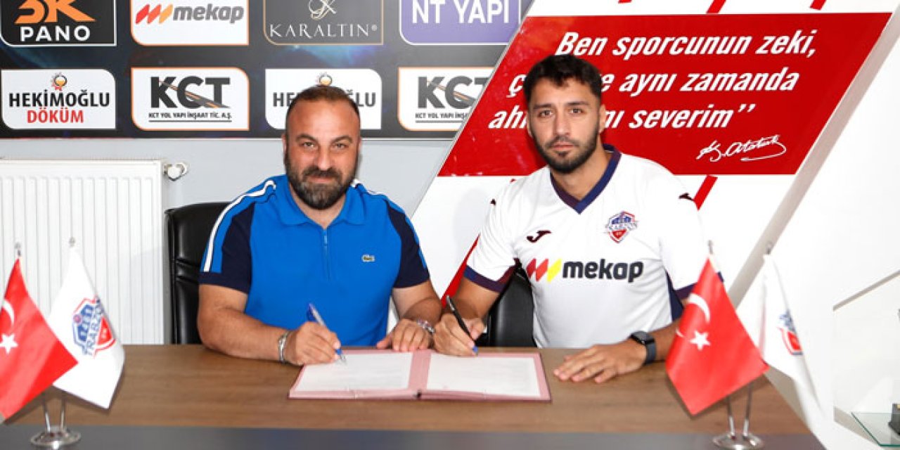 Eski Trabzonsporlu 1461 Trabzon'a imzayı attı