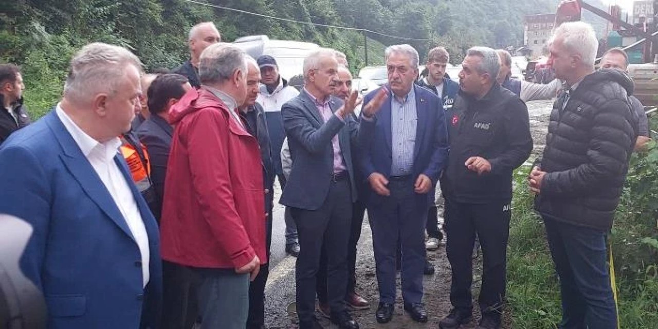Rize'de sel sonrası iki bakan bölgede!