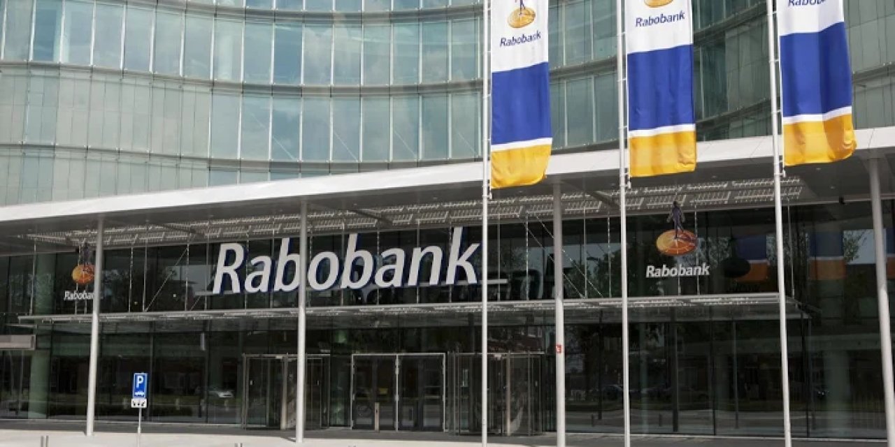 Türkiye'nin dev bankası için flaş gelişme! Kazaklar satın alıyor