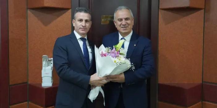 Trabzon Defterdarı Ramazan Yaşar'dan TTB'ye Vergi Haftası ziyareti