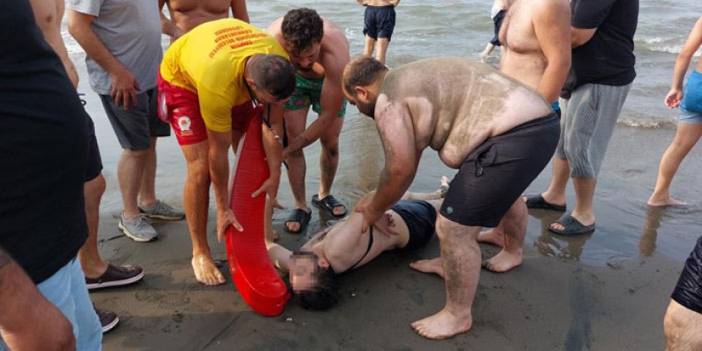 Karadeniz'de can pazarı! 2 kişi son anda kurtarıldı