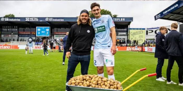 Takımına maçı kazandırdı! 55 kilo patates kazandı