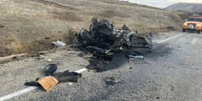 Bayburt'ta feci olay! Takla atıp alev alan araçta yanarak can verdi