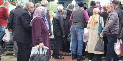 Vatandaşlar hamsi ve istavrit için yarıştı! İşte fiyatlarda son durum
