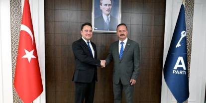 Ali Babacan, Yavuz Ağıralioğlu'nu ziyaret etti! "Cephe, masa gibi bir gündemimiz yok"