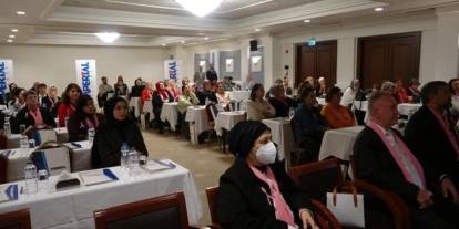 İmperial Hastanesi'nde meme kanserinde erken tanıya dikkat çekildi