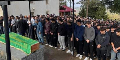 Giresun Samet Şahin'e ağlıyor: Genç futbolcu toprağa verildi