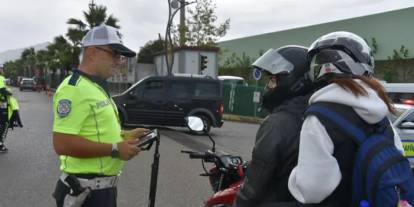 Giresun'da trafik yoğunluğuna "durak disiplini" yöntemi