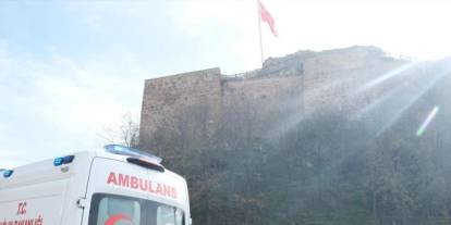 Kastamonu'da panik anları! Kale suruna çıkıp intihara teşebbüs etti